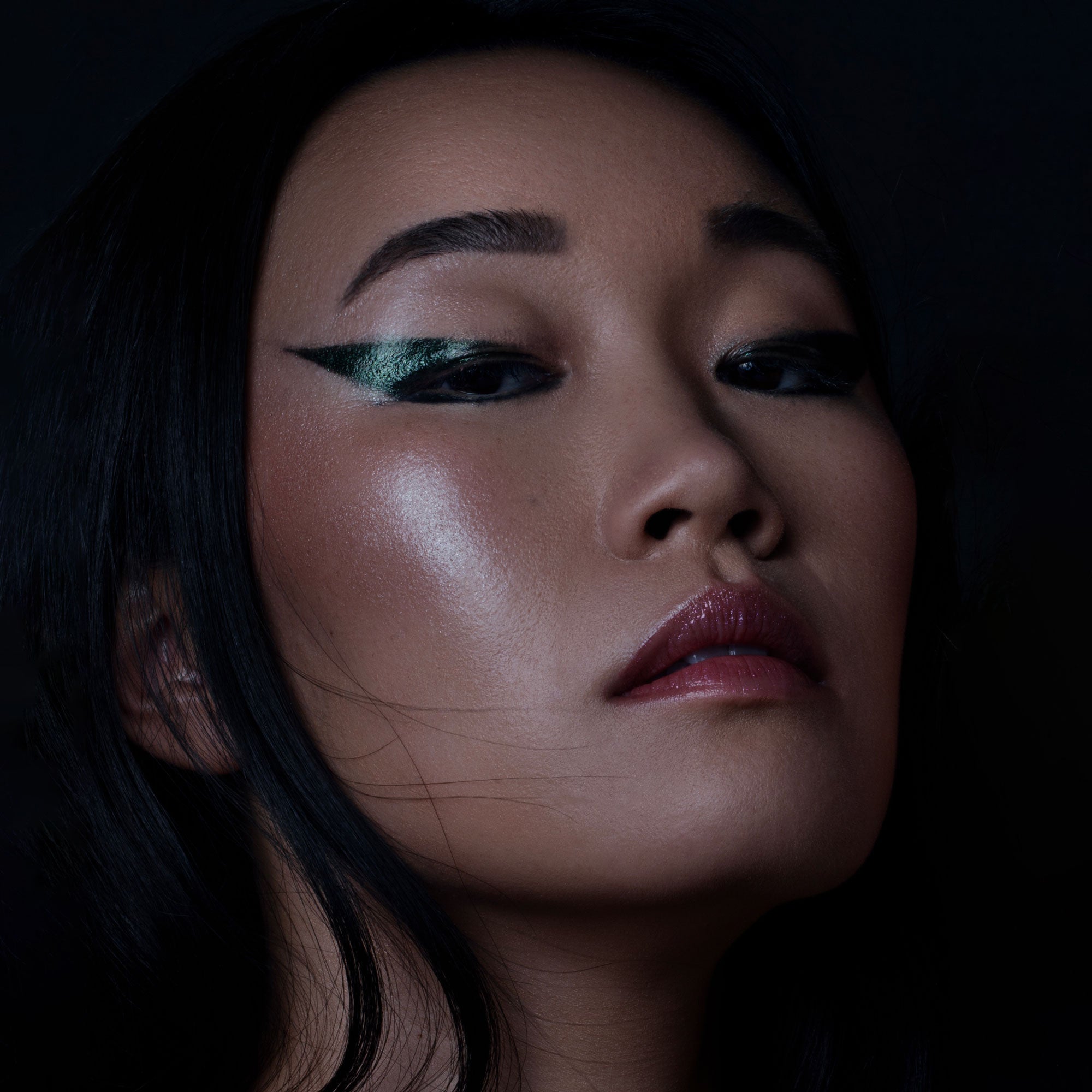 The Horizon | Metamorphic Highlighter - Rituel de Fille