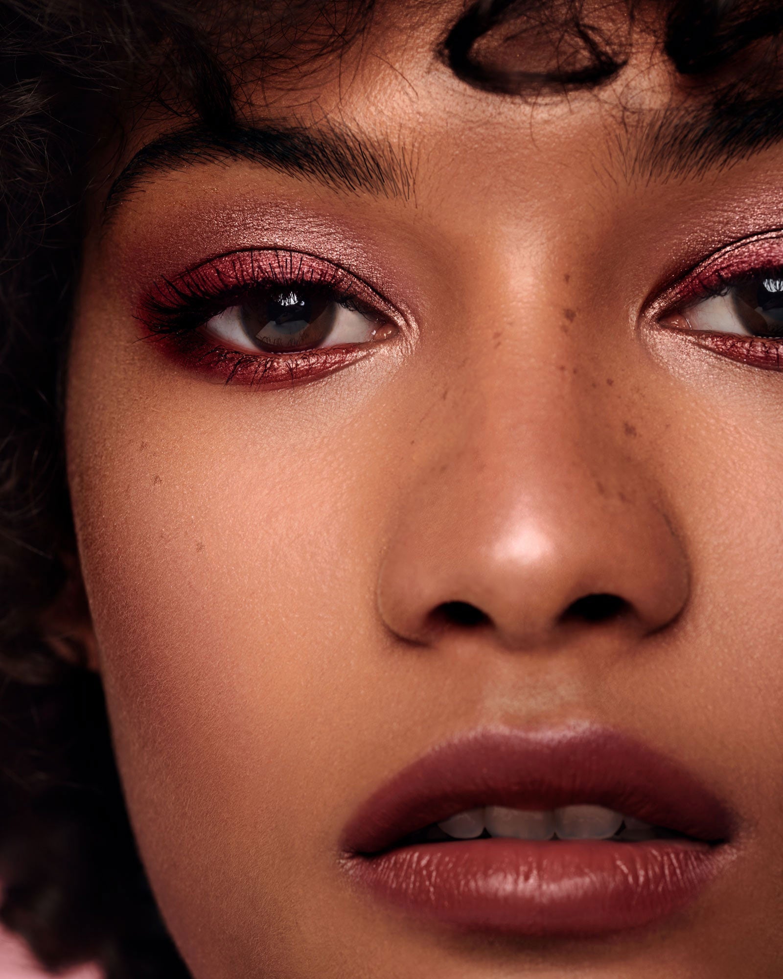 Ash and Ember Eye Soot: Incantation - Rituel de Fille