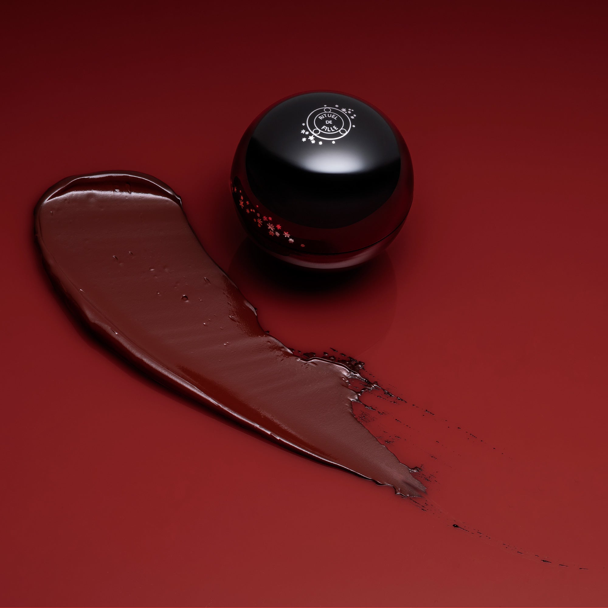 Iron | The Black Orb Enigmatic Kohl Eyeliner - Rituel de Fille