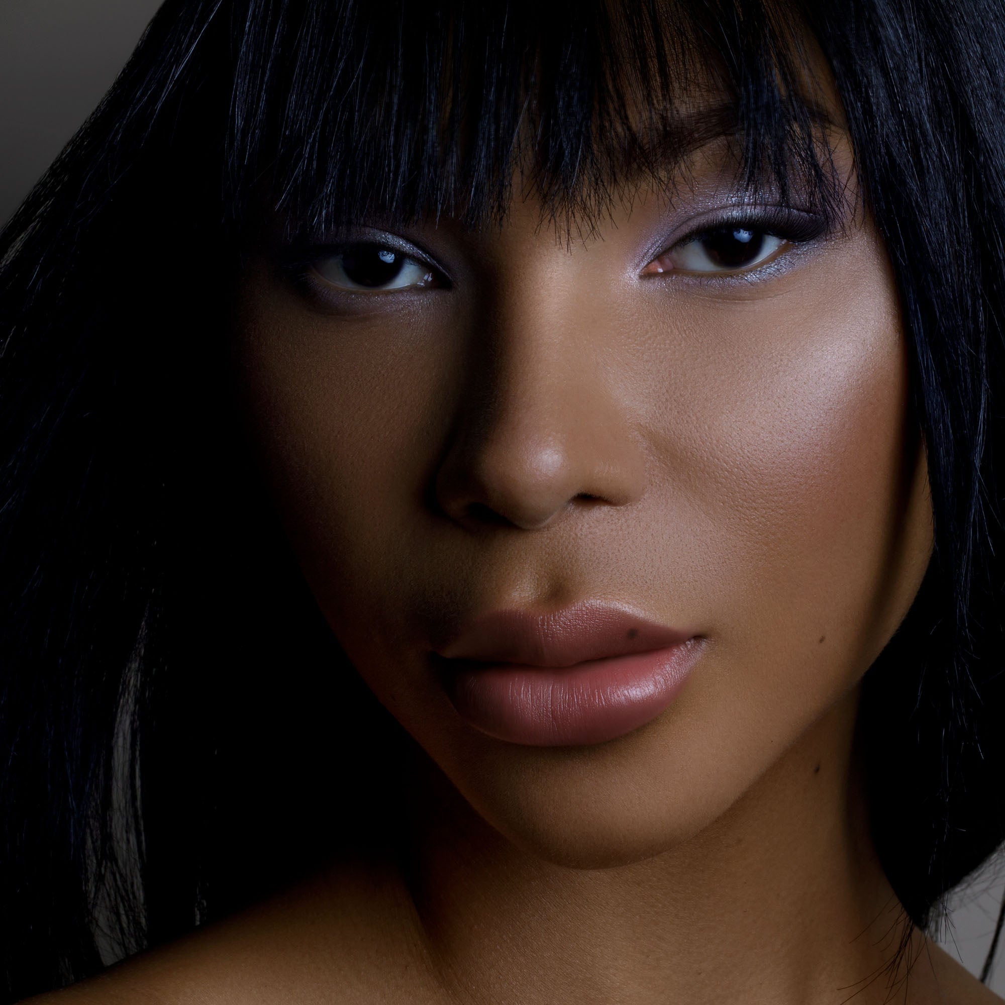 Flora | Ash and Ember Eye Soot - Rituel de Fille