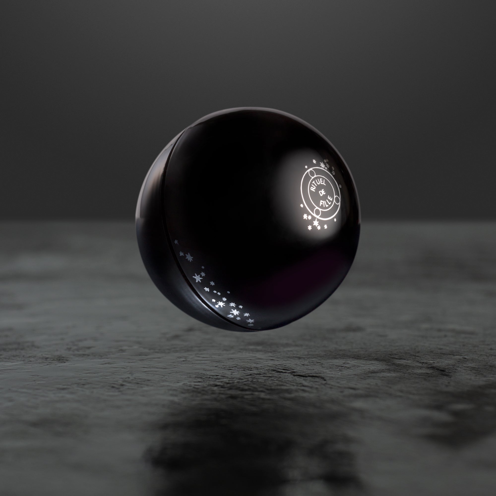 The Black Orb Seance: 3 to Share | Color Set - Rituel de Fille