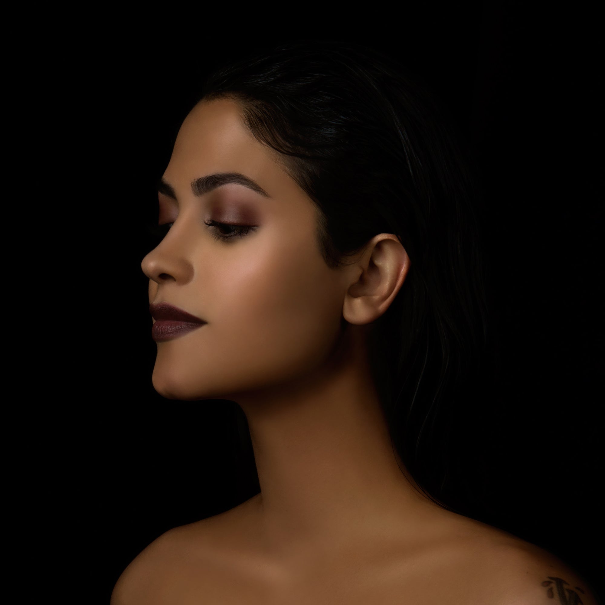 Ananke | The Ethereal Veil Conceal and Cover - Rituel de Fille