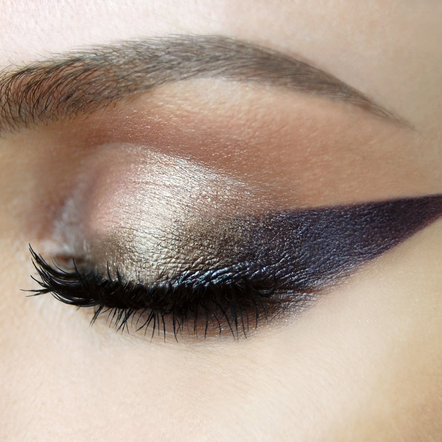 Serpent de Mer | Ash and Ember Eye Soot - Rituel de Fille