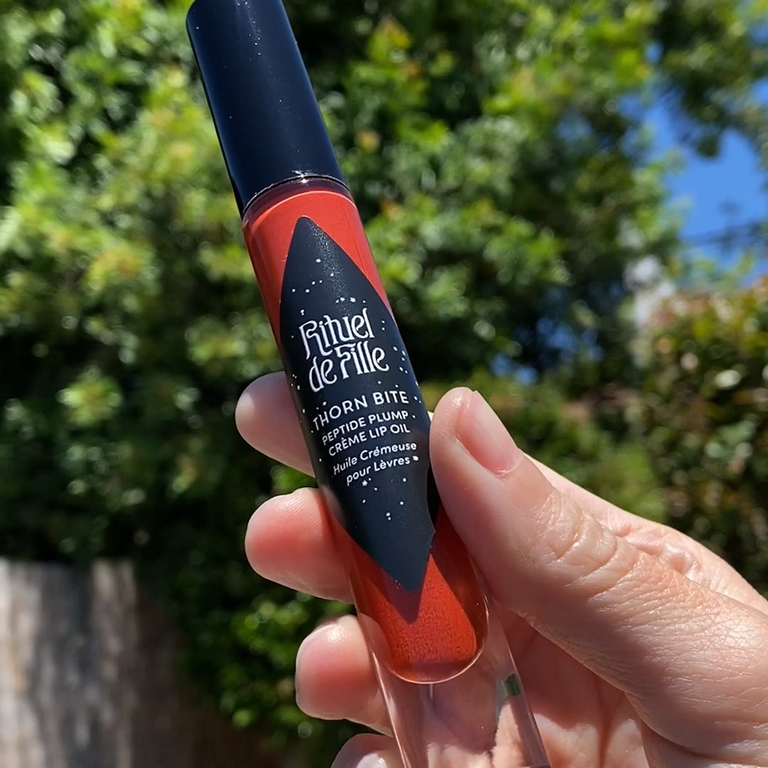 Thorn Bite Peptide Plump Crème Lip Oil: Rose Pinch
