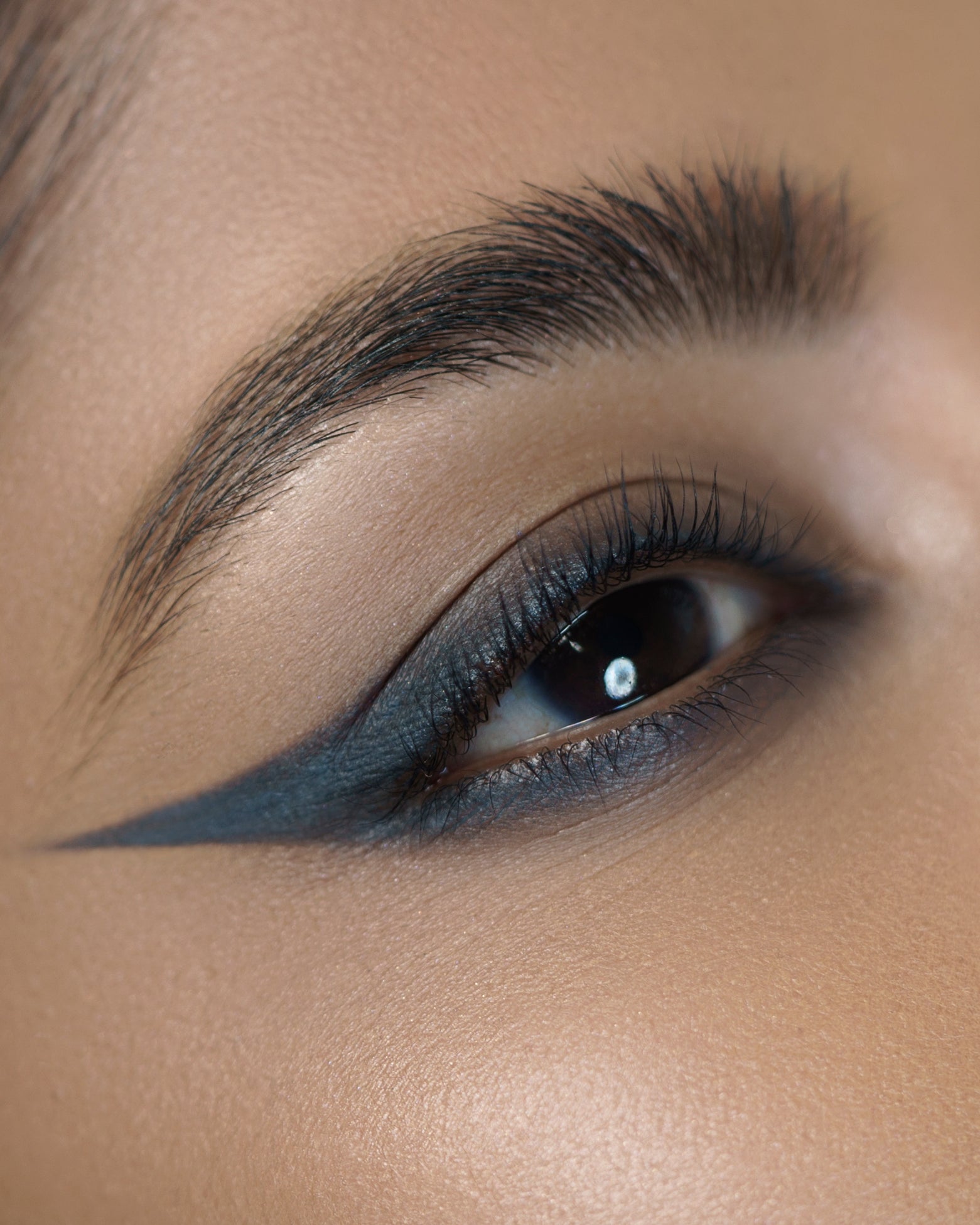 Cinder | The Black Orb Enigmatic Kohl Eyeliner - Rituel de Fille