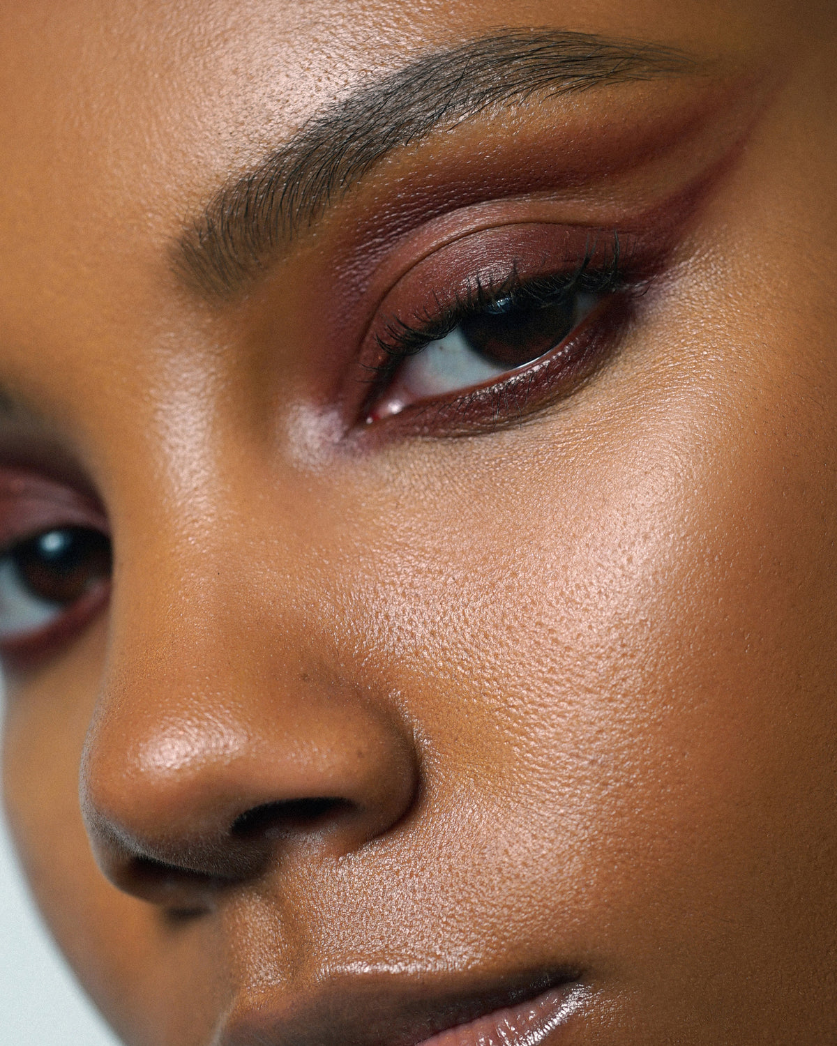 The Black Orb Iron: Dark Red Kohl Eyeliner | Rituel de Fille