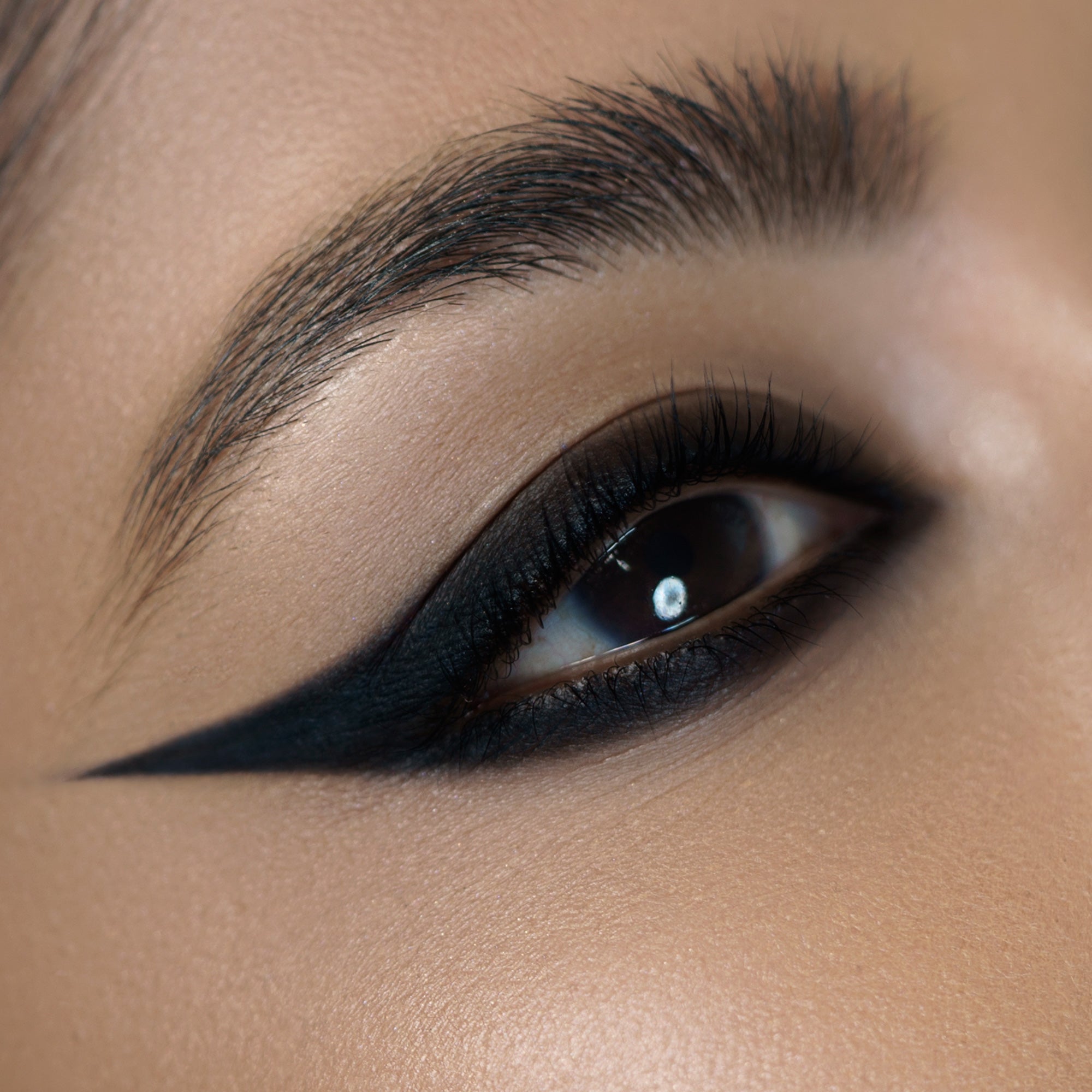 How to Create a Trendy Graphic Liner Look Using Our Pro-Favorite Cake  Eyeliner
