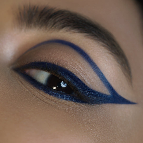 Dusk | The Black Orb Enigmatic Kohl Eyeliner - Rituel de Fille