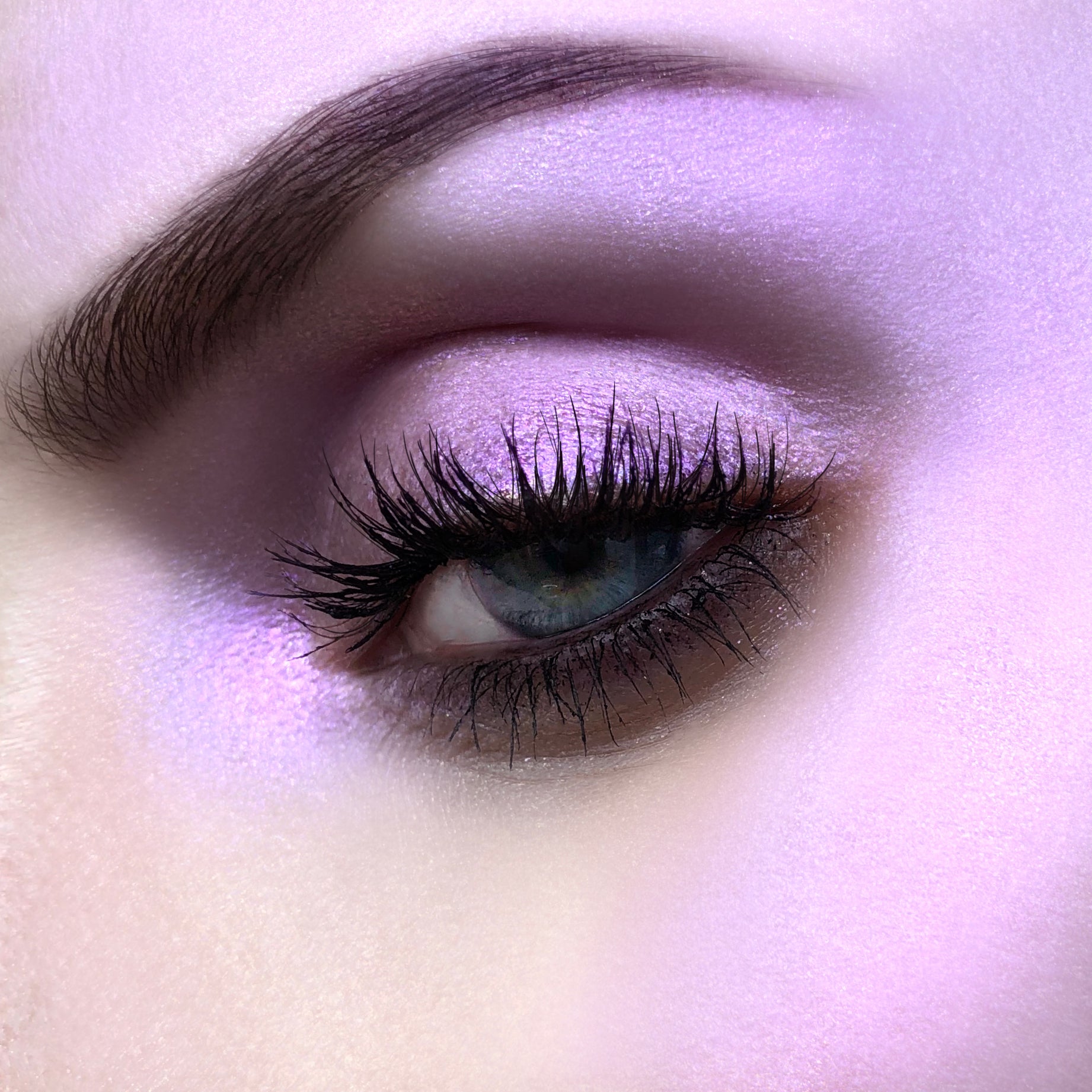 How to Wear Purple Highlighter (the Surprisingly Subtle Next Big Thing in  Beauty)