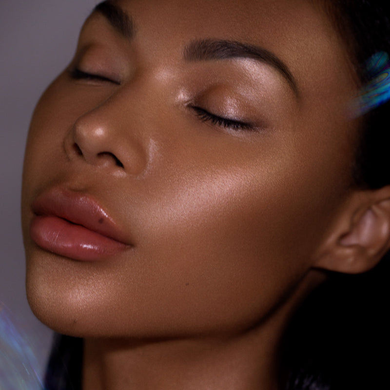 Lustrous Creature | Creature of Light Soft Glow Enhancer - Rituel de Fille